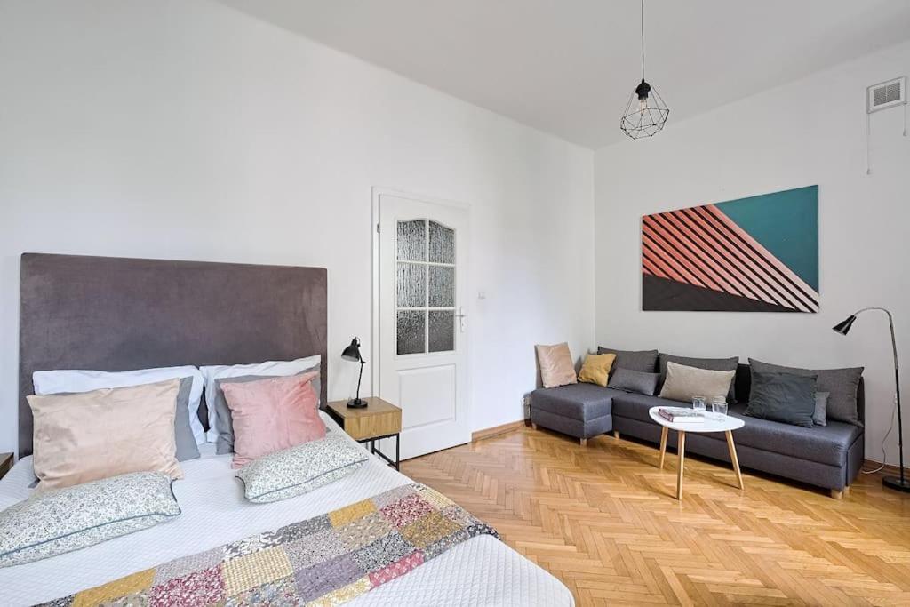 Urbannestgroup - Old Town - Stare Miasto - Celna 2 وارسو المظهر الخارجي الصورة
